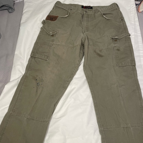 Wrangler Cargo Pants - Picture 3 of 4